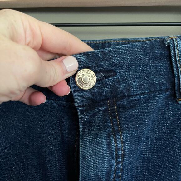 CHICO'S So Slimming Jeggings Size 8 Jean Leggings Dark Blue Wash Stretch Classic - Picture 8 of 16